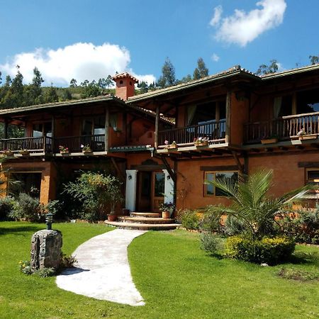 Ilatoa Lodge Quito Exterior foto